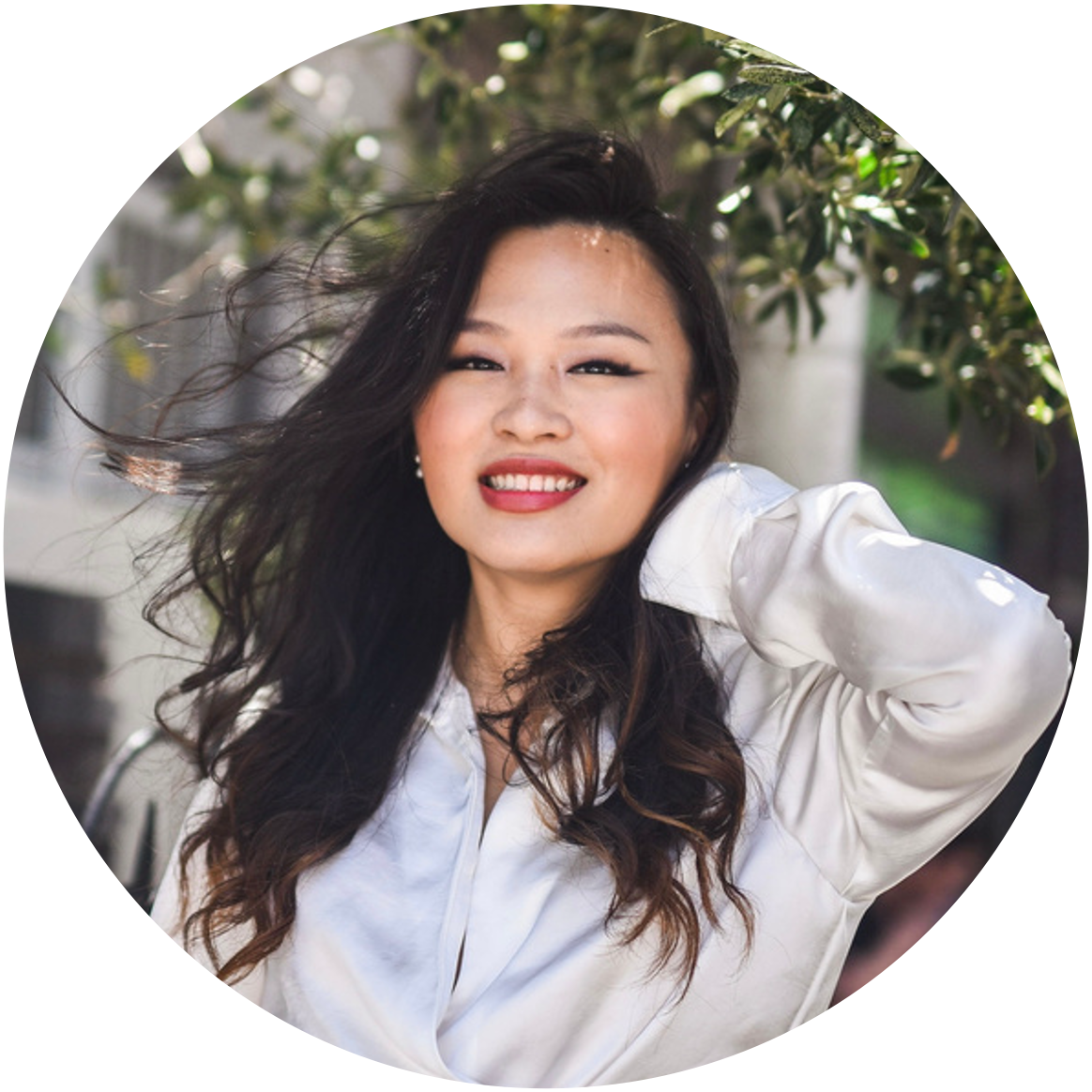 Xinyi Tong